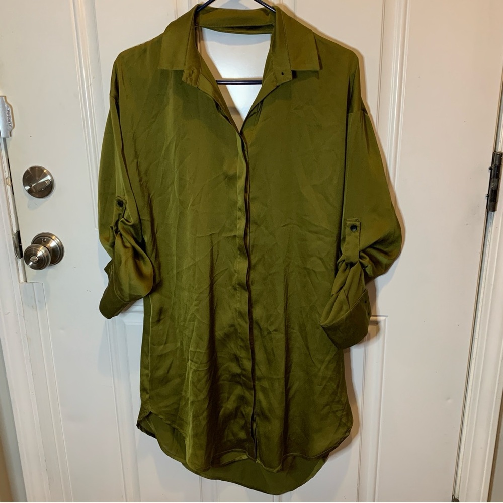 Premonition Collared Flowy Relaxed Button Up Shirt Dress Top Open Back Olive Gre